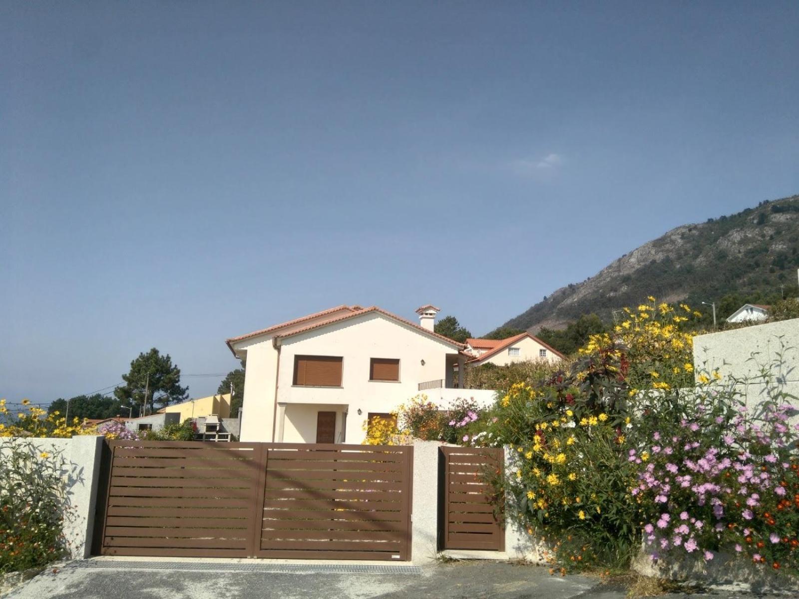 Rooms Peregrinos A Casa Alicia Rosal Εξωτερικό φωτογραφία